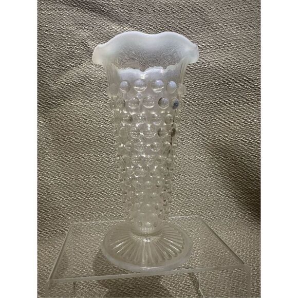 Vintage Anchor Hocking Moonstone Hobnail Glass Vase 5.5" White Opalescent Ruffle - Picture 5 of 8